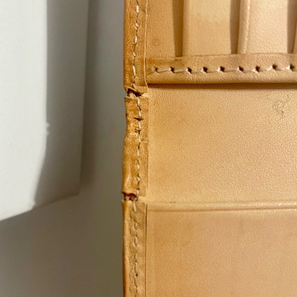 Dooney & Bourke Bumble Bee Wallet - Picture 6 of 6